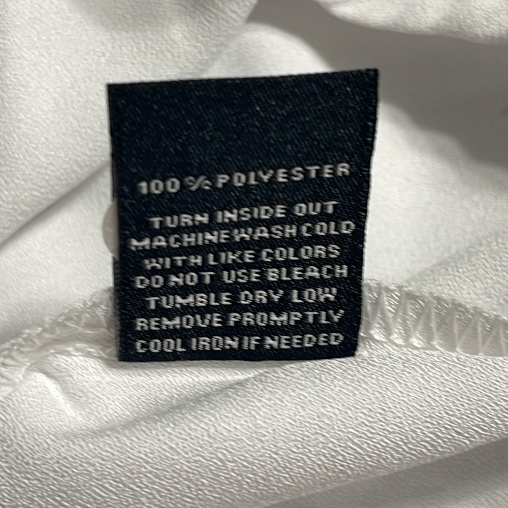 NWT NY & Co white sleeveless blouse 1x - Picture 7 of 7